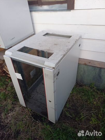 Серверный шкаф. сетевое оборудован. рельсы.салазки