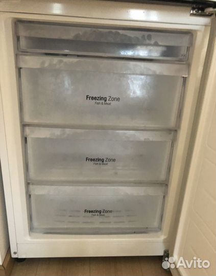 Холодильник LG