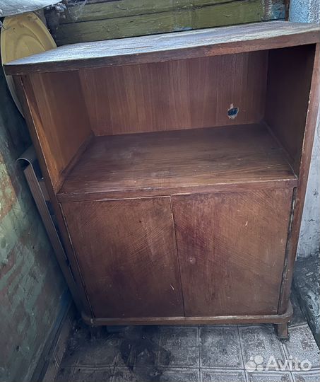 Ретро тумба из массива дерева