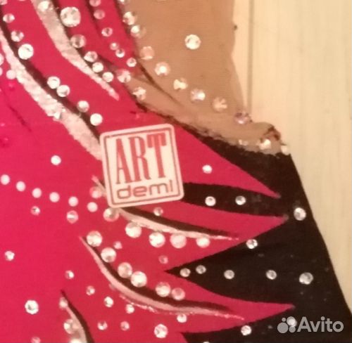 Купальник для худ. гимнастики, булавы, обручь в по