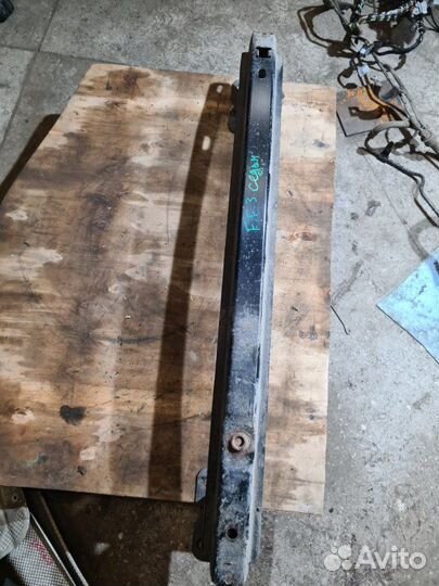 Усилитель бампера задний Ford Focus 3 1.6 2013