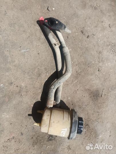 Бачок гура Hyundai Getz