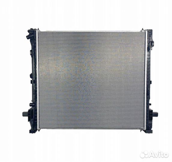 Радиатор охлаждения BMW X3 G01 X4 G02 B46D