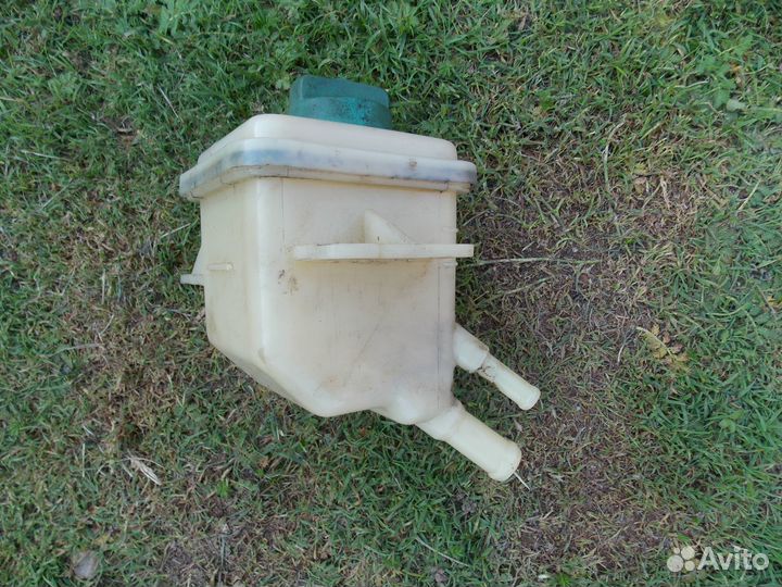 Бачок гидроусилителя Chery Fora