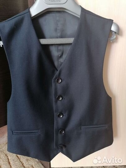 Школьный костюм тройка 122-128 темно-синий