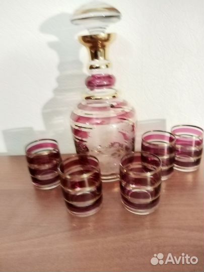 Редкие графин хрустальный со стопками, Чехия