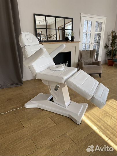 Косметологическое кресло 3 мотора