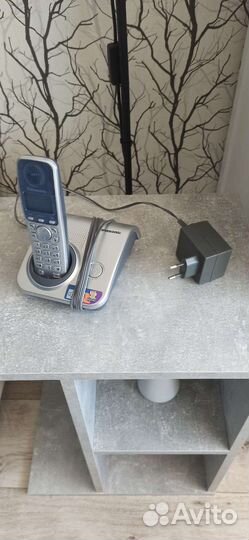 Телефон Panasonic стационарный