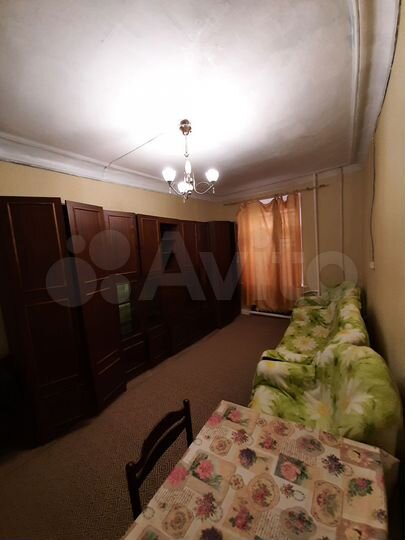 Комната 30 м² в 7-к., 1/5 эт.