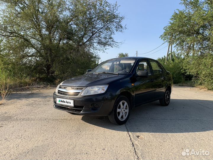 LADA Granta 1.6 МТ, 2012, битый, 275 000 км