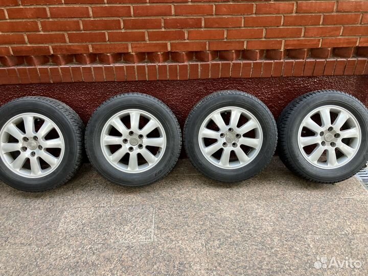 Dunlop Winter Maxx TS-01 215/60 R16