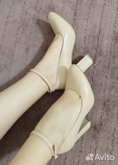 Туфли новые 39 размер