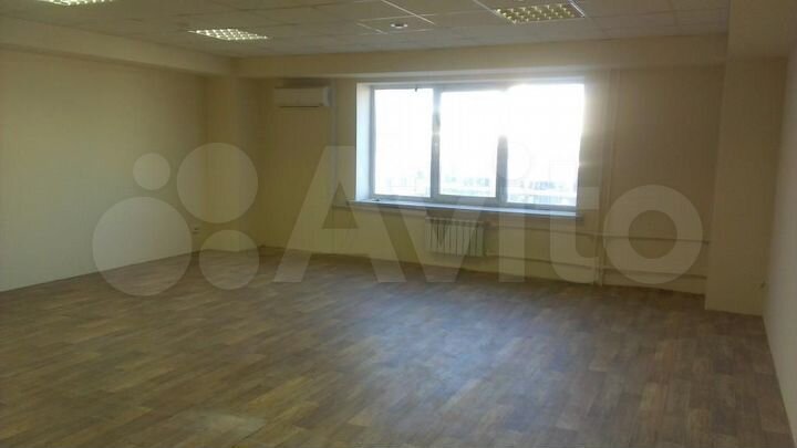 Сдаю офисные помещения в бц 