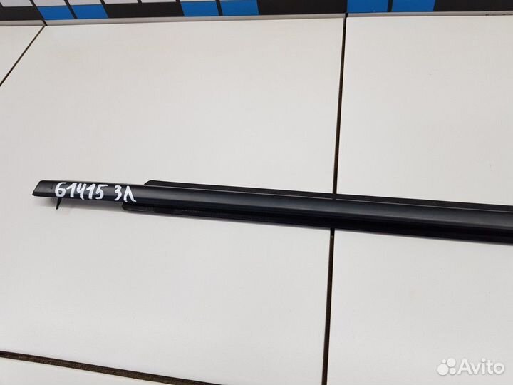 Уплотнитель стекла задний левый (Mazda CX-5)