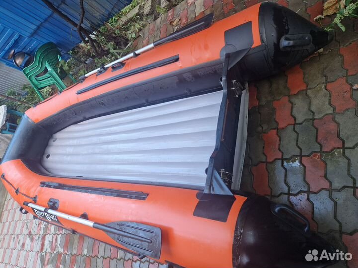 Лодка RB370нд