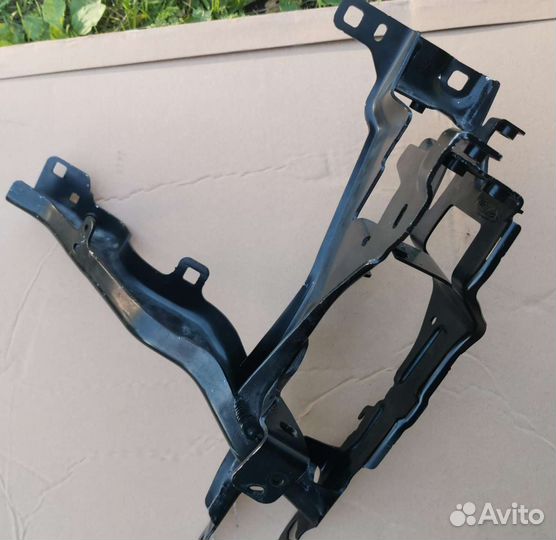 Bmw x5 G05 x6 G06 Кронштейн фары оригинал нов