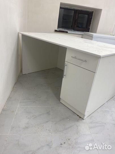 Полки стеллажи