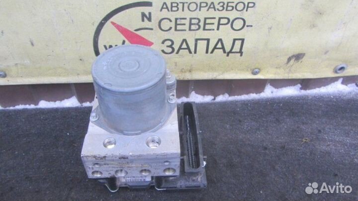 Блок управления ABS Land Rover Discovery L319