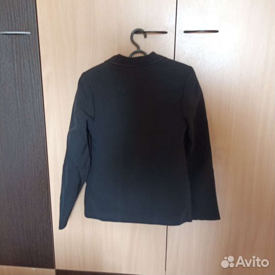 Школьная форма для девочки 146 новая