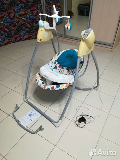 Детские электронные качели graco