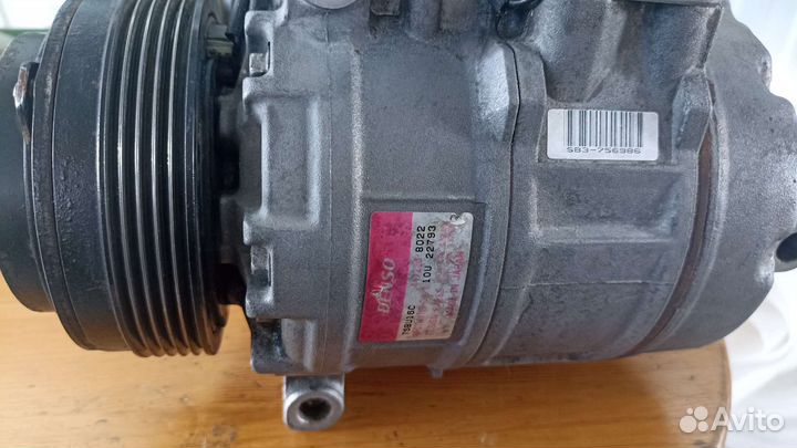 Компрессор кондиционера BMW 5 e39