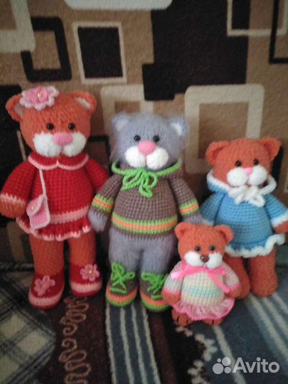 Игрушки вязаные