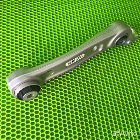 Поперечный нижний рычаг BMW G30