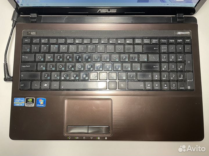 Мощный ноутбук Asus intel/6gb/2видеокарты/ssd