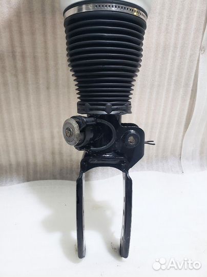 Пневмо стойка на Audi Q7 4L