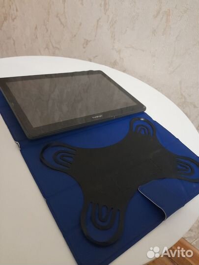 Планшет престижио