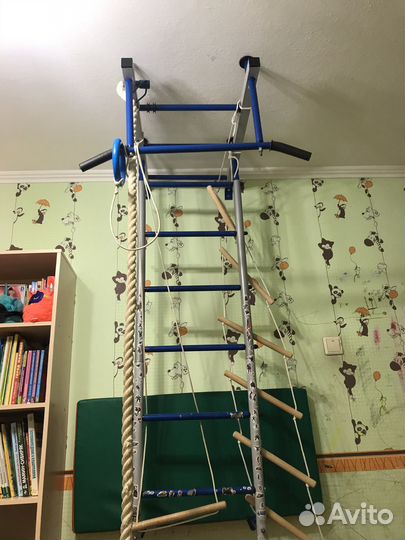Шведская стенка с турником и брусьями б/у
