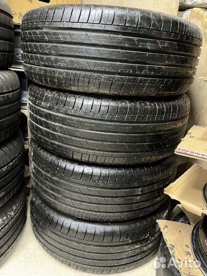 Goodyear EfficientGrip Performance 215/55 R17 94V