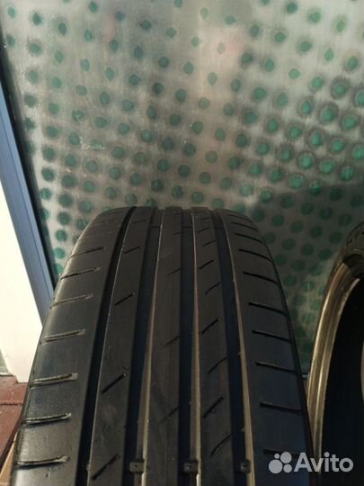 Kumho Ecsta PS71 225/45 R19