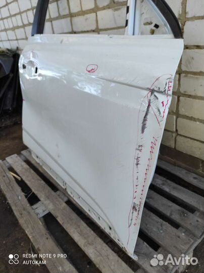 Передняя правая дверь Renault arkana под ремонт