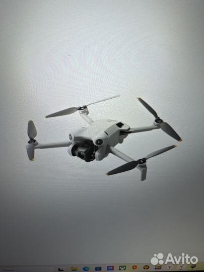 Квадрокоптер dji mini 4 pro rc 2