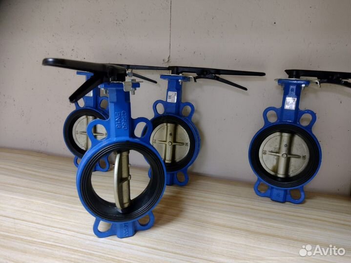 Затвор чугунный дисковый Ду 100 Ру 16