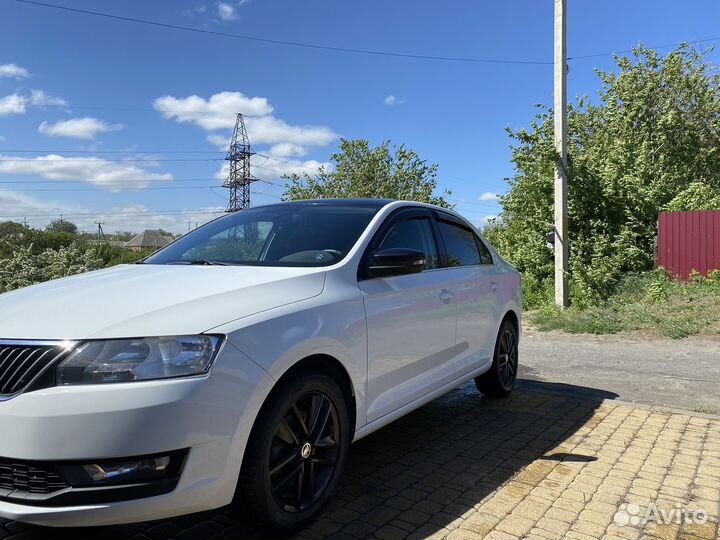 Skoda Rapid 1.6 AT, 2018, 71 125 км