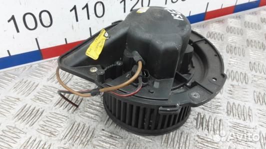 Моторчик печки volkswagen passat B4 (ISE04KK01)