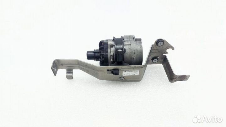 Помпа Bmw M5 F10 S63B44B 2016