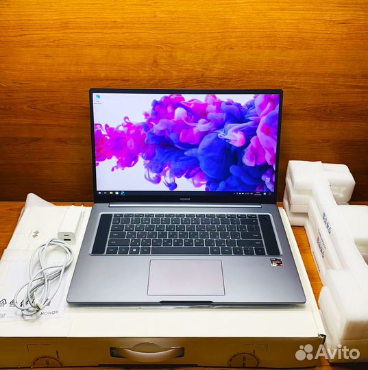 Honor MagicBook 16 Ryzen 5 5600H 16GB 512GB