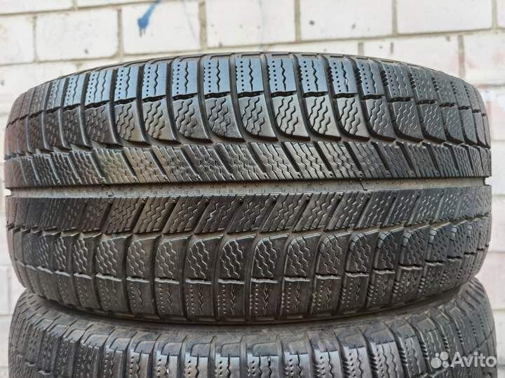 Michelin X-Ice XI3 245/45 R17 109Y
