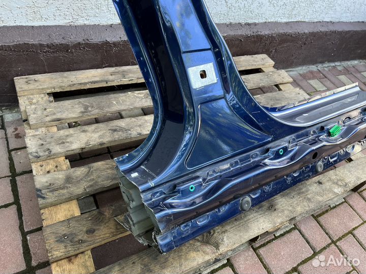 Стойка кузова правая BMW E60