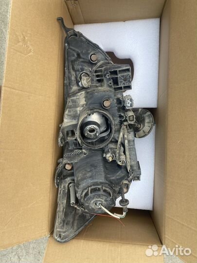 Левая передняя фара Mitsubishi ASX