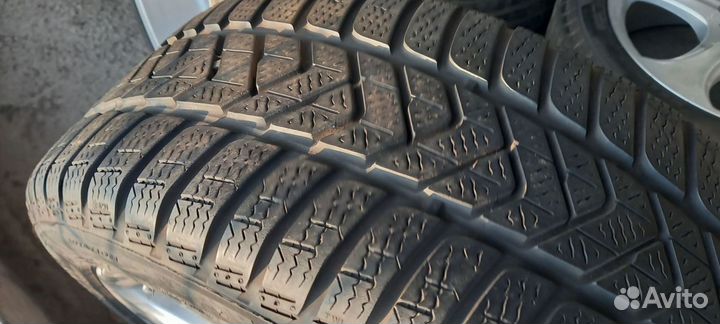 Pirelli Winter Sottozero 3 225/45 R18 95H