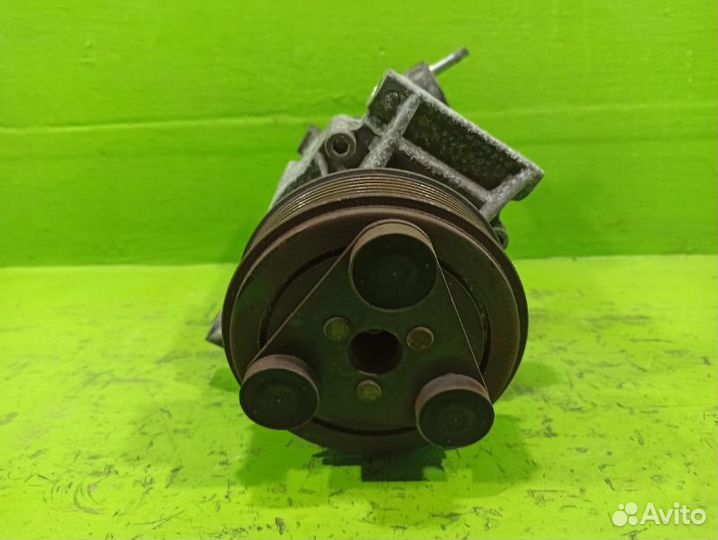 Компрессор кондиционера Nissan Note E11 HR16 2008