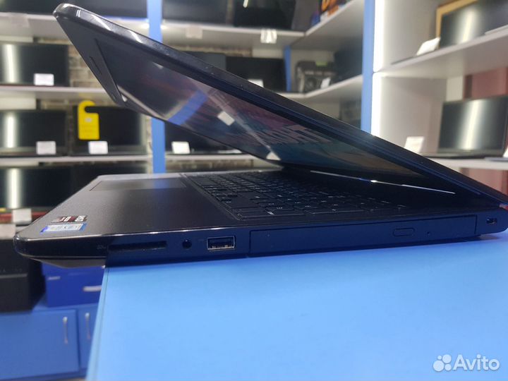 Ноутбук Dell i3-6006u 6gb SSD120gb HD 8570m