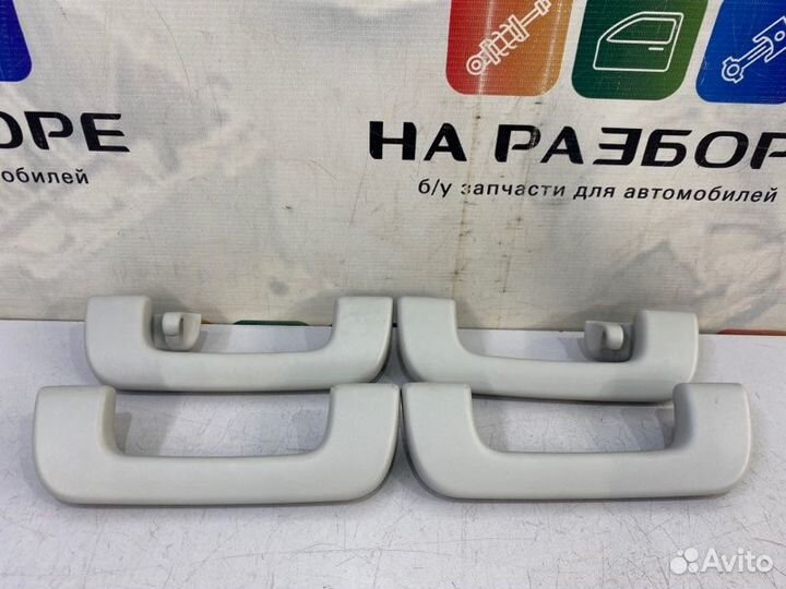 Ручка потолка Audi Q7 4MB cvmd 2017