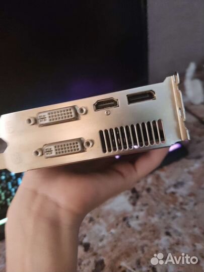 Видеокарта HIS Radeon HD 5770 1Gb