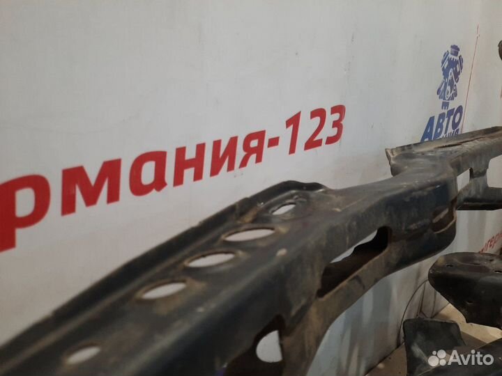 Балка Volkswagen Golf 6