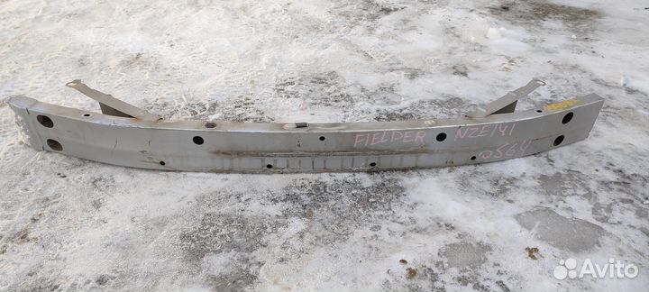 Усилитель переднего бампера corolla